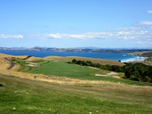 Kauri Cliffs 4th Left